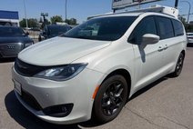 2020 Chrysler Pacifica Touring L Plus