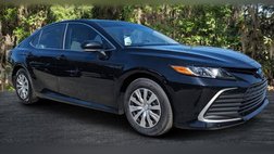 2022 Toyota Camry Hybrid LE