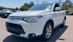 2015 Mitsubishi Outlander SE