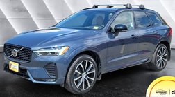 2025 Volvo XC60 B5 Ultra Dark Theme