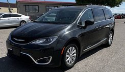 2017 Chrysler Pacifica Touring Plus