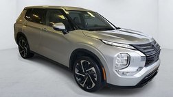 2023 Mitsubishi Outlander SE