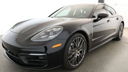 2022 Porsche Panamera Platinum Edition