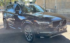 2016 Volvo XC90 T6 Momentum