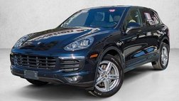 2018 Porsche Cayenne Standard