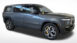 2023 Rivian R1S Adventure