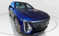 2024 Cadillac LYRIQ Luxury 2