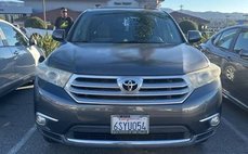 2011 Toyota Highlander SE
