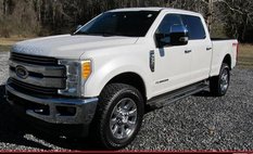 2017 Ford Super Duty F-350 Lariat