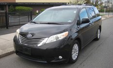 2011 Toyota Sienna XLE 8-Passenger