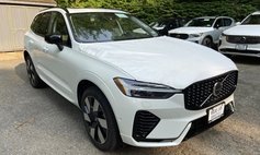 2025 Volvo XC60 T8 Plus Dark Theme