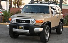 2013 Toyota FJ Cruiser Base