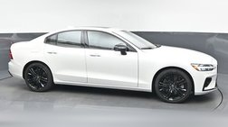 2024 Volvo S60 Recharge T8 Ultimate Black Edition