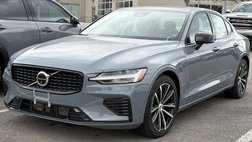 2023 Volvo S60 Recharge T8 Plus Dark Theme