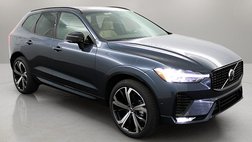 2025 Volvo XC60 B5 Ultra Dark Theme