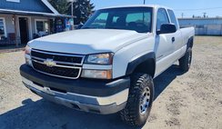 2006 Chevrolet Silverado 2500HD Work Truck Ext. Cab 2WD
