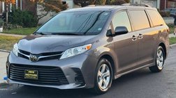 2019 Toyota Sienna LE