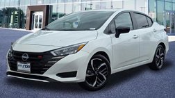 2025 Nissan Versa SR