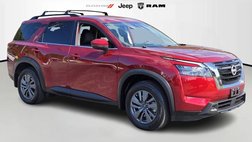 2024 Nissan Pathfinder SV