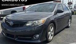 2014 Toyota Camry SE