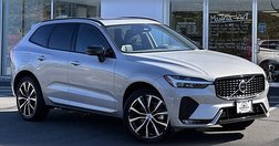 2025 Volvo XC60 B5 Plus Dark Theme