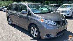 2017 Toyota Sienna LE 8-Passenger