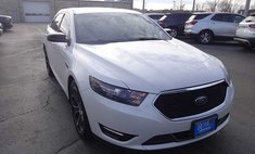 2019 Ford Taurus SHO