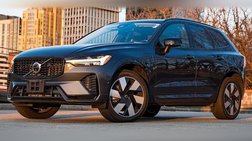 2025 Volvo XC60 T8 Plus Dark Theme