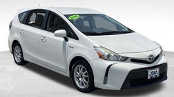 2016 Toyota Prius v Four