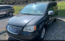 2011 Chrysler Town and Country Touring-L