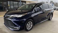 2023 Toyota Sienna XLE