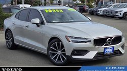 2021 Volvo S60 T5 Momentum