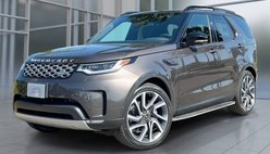2025 Land Rover Discovery P300 S