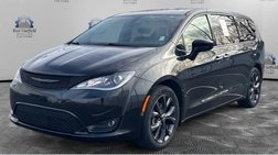 2020 Chrysler Pacifica Touring