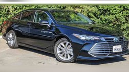 2020 Toyota Avalon Hybrid XLE