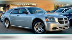 2006 Dodge Magnum SE