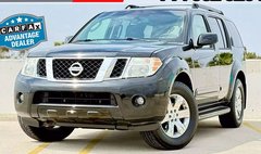 2008 Nissan Pathfinder SE