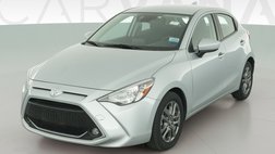 2020 Toyota Yaris Hatchback LE