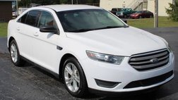 2017 Ford Taurus SE