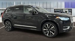 2023 Volvo XC90 B5 Plus Bright Theme