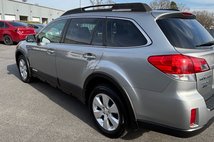 2011 Subaru Outback 2.5i Premium