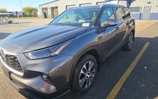 2023 Toyota Highlander Hybrid XLE