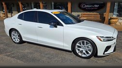 2019 Volvo S60 T6 R-Design