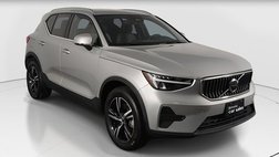 2024 Volvo XC40 B5 Core Bright Theme