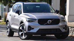 2026 Volvo XC40 B5 Plus