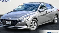 2023 Hyundai Elantra SE