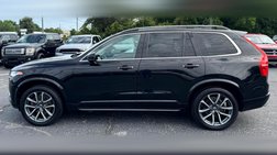 2017 Volvo XC90 T6 Momentum