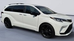 2022 Toyota Sienna XSE 7-Passenger