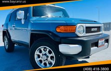 2013 Toyota FJ Cruiser Base