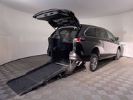 2023 Toyota Sienna LE 8-Passenger